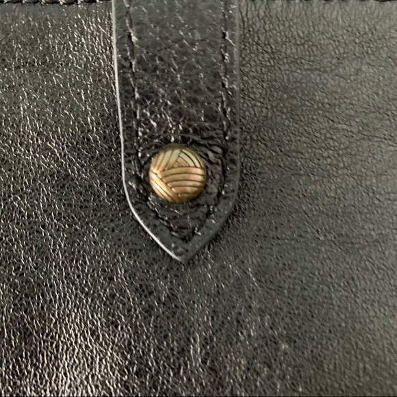 The Sak Leather Black Crossbody Bag or Purse - Picture 8 of 13